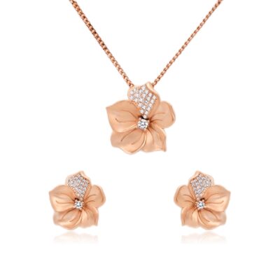 Diamond Glow Flower Pendant Set