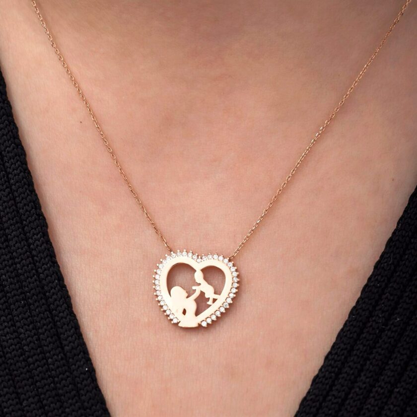 ETERNAL EMBRACE PENDANT - Image 2