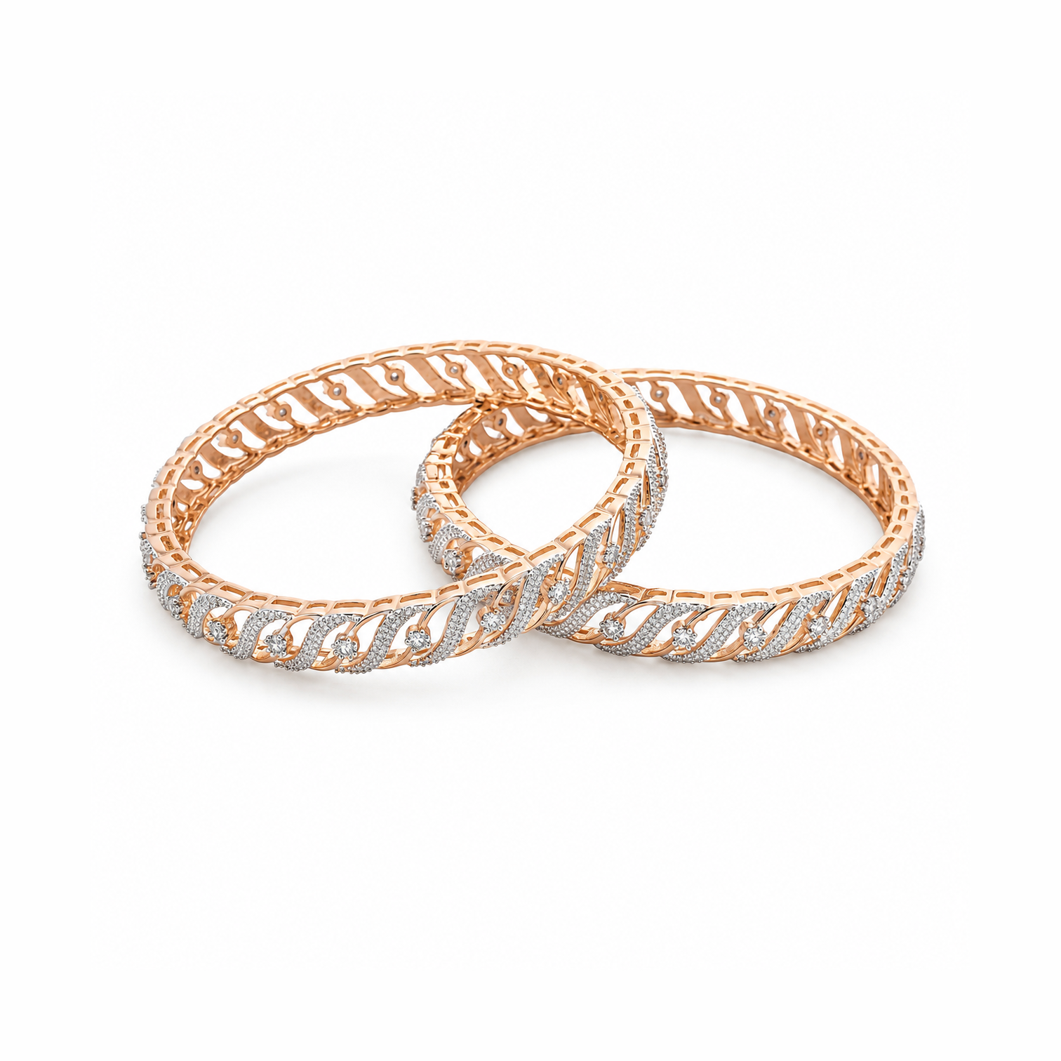 "S" shaped Six Prongs Diamond Bangle - Image 3